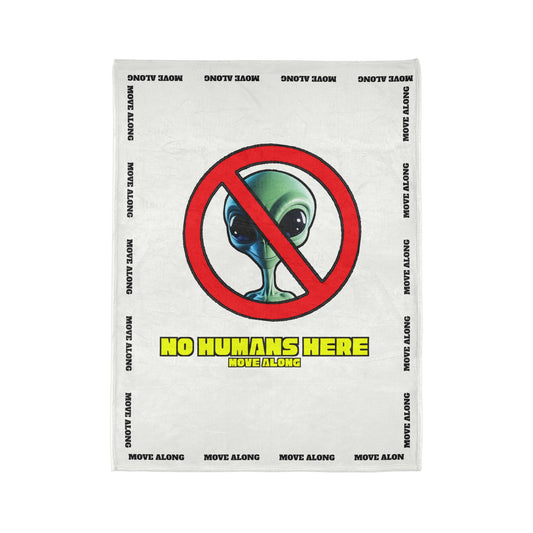 "MOVE ALONG" Emergency Blanket: The Funny Way to Tell Aliens to Keep Moving and Find Another Planet! by Cheshire Moon T-Shirts and Designs Blanket