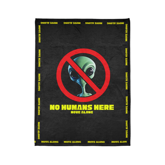 "MOVE ALONG" Emergency Blanket: The Funny Way to Tell Aliens to Keep Moving! by Cheshire Moon T-Shirts and Designs Blanket